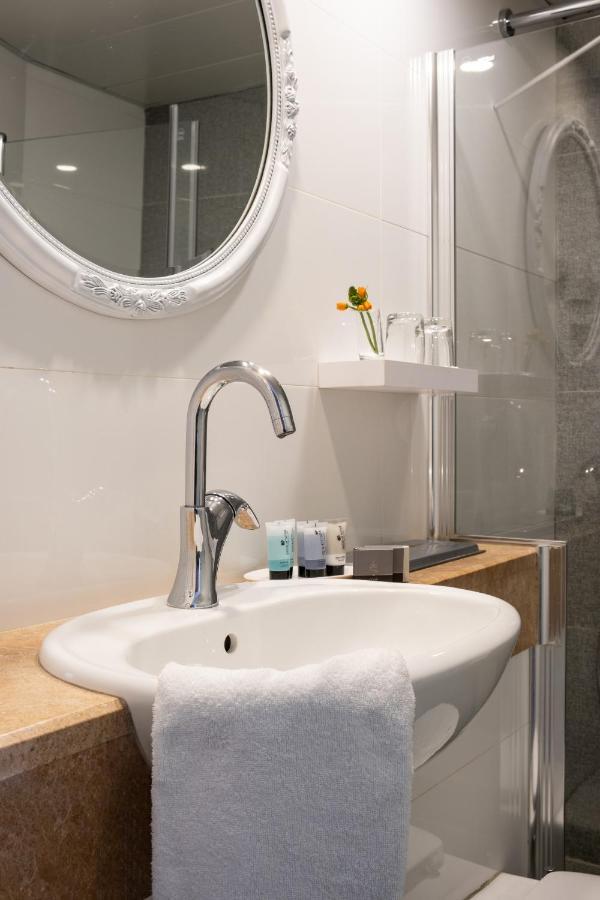 Maxim Design Hotel 3 Star Superior Tel Aviv Exterior foto